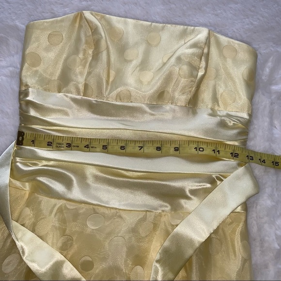 Masquerade Prom Dress, Yellow Tulle w/Polka Dots, sz 5/6 - Picture 9 of 11